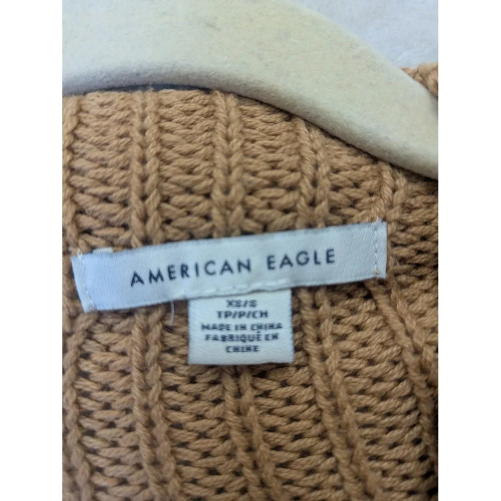American Eagle Outfitters oversized chunky